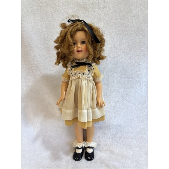 Vintage 1950s SHIRLEY TEMPLE 17" Doll ST-17-1Ideal Gold Dress Black Ribbon